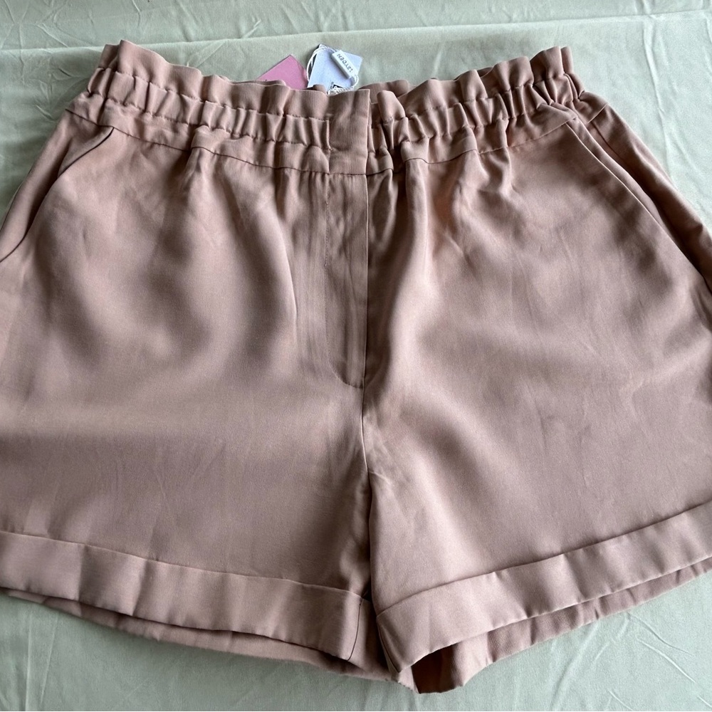 Woman shorts